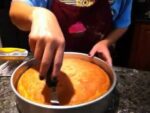 Cómo desmoldar un pastel