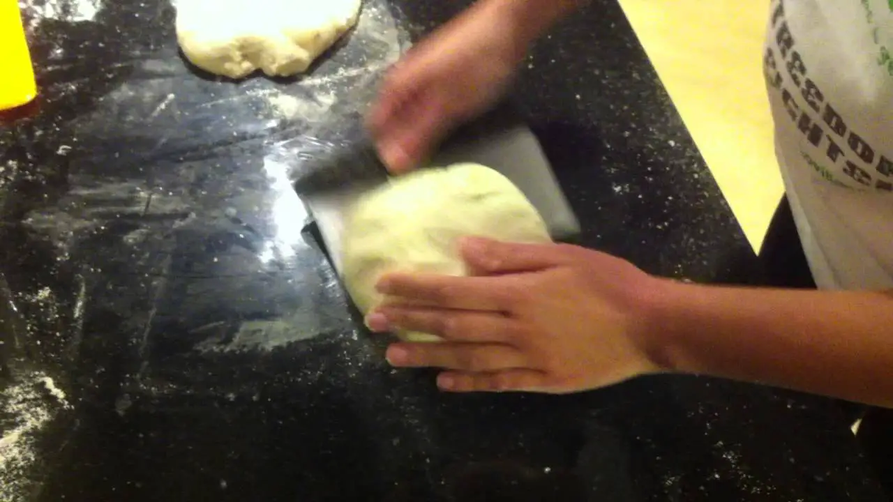 Desgasificar masa de pan