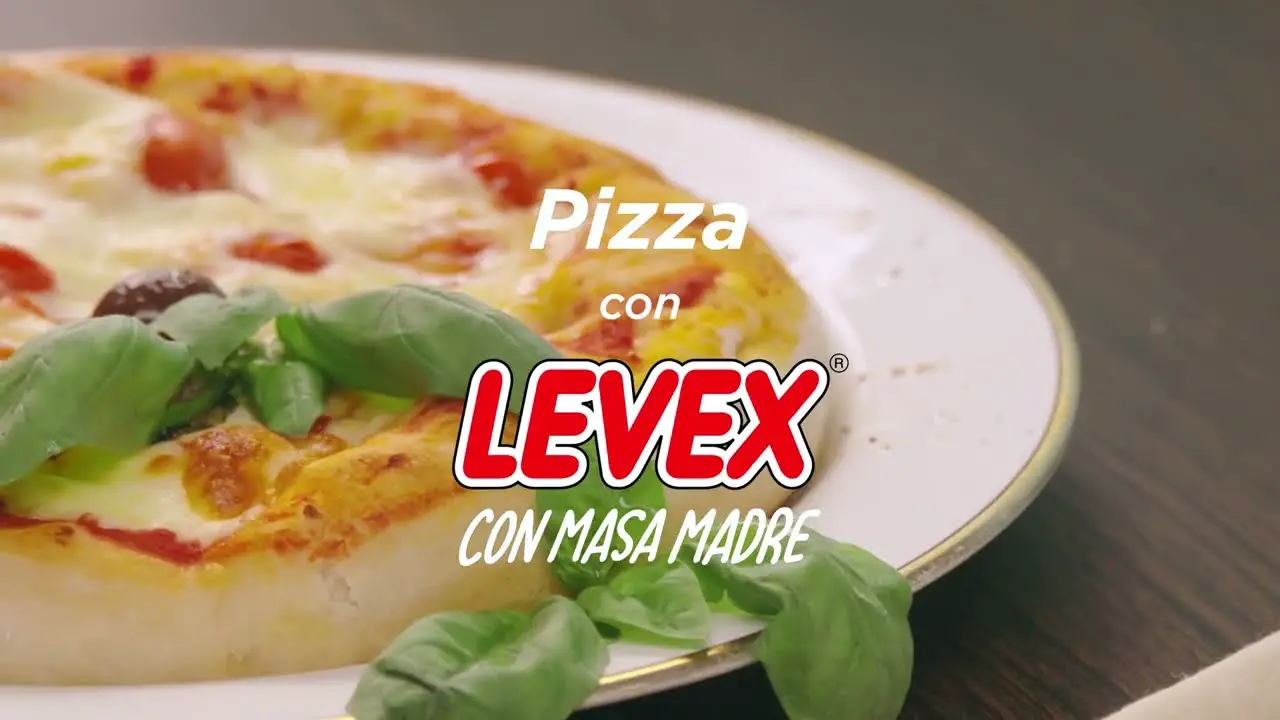Aprende a hacer una deliciosa pizza casera con levadura Levex.