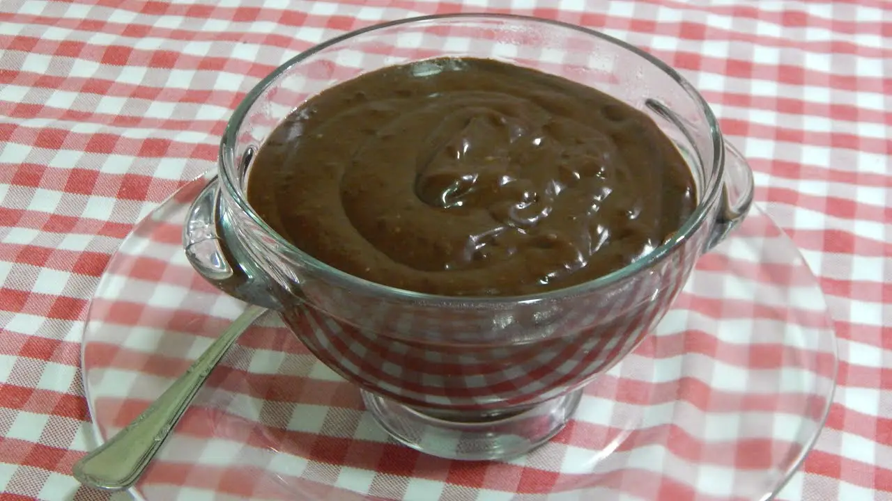 Como hacer crema de chocolate para rellenar tartas