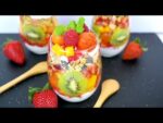 Delicioso y saludable combo: Fruta con yogur y granola
